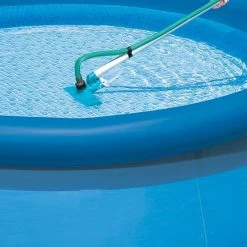 Kit D'entretien De Piscines épuisette + Balai Intex -Ledepot Soldes Magasin kit entretien piscines epuisette balai intex 3